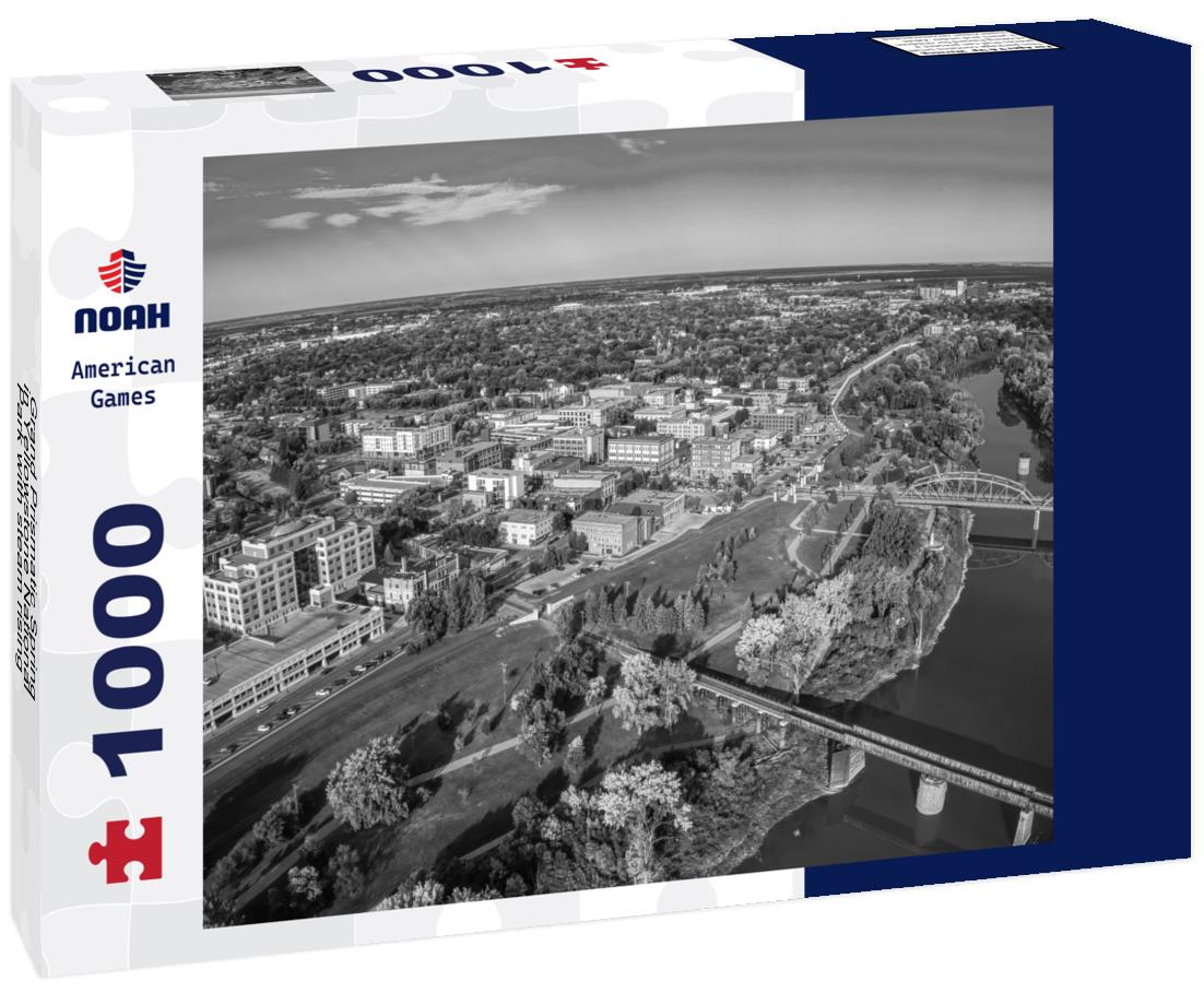 Noah Jigsaw Puzzle Grand Prismatic Spring in Yellowstone National Park with steam rising in black white 1000 pieces