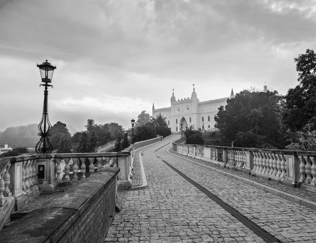 Noah Jigsaw Puzzle Los Angeles, California Santa Monica pier in black white 1000 pieces