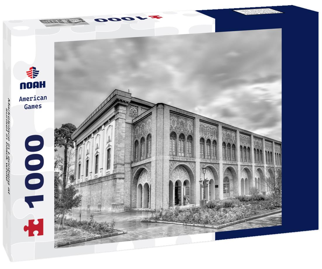 Noah Jigsaw Puzzle Marketplace in Leonberg at sunset in black white 1000 pieces