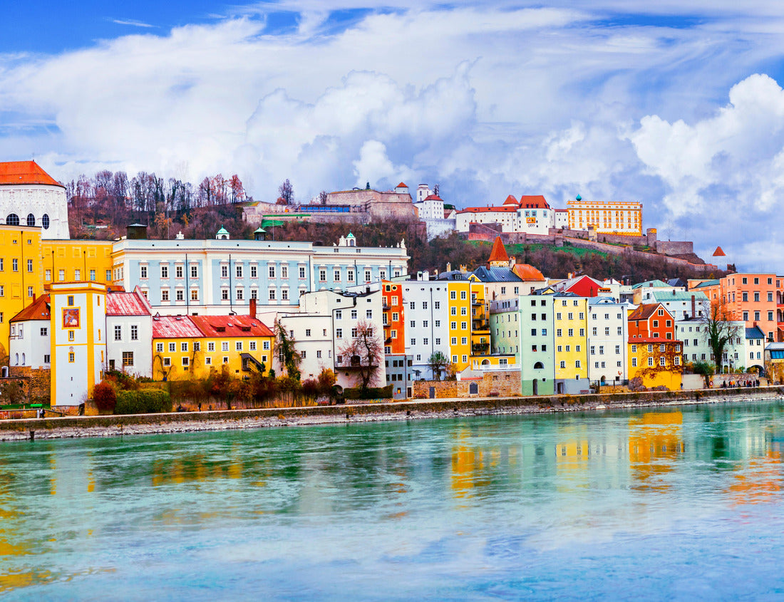 Noah Jigsaw Puzzle Germany's landmark - beautiful Passau in Bavaria. View with famous cathedral and bridge 1000 pieces