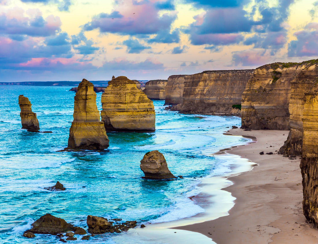 Noah Jigsaw Puzzle Early morning on the ocean coast. The clouds over the well-known rocks “Twelve apostles” 1000 pieces