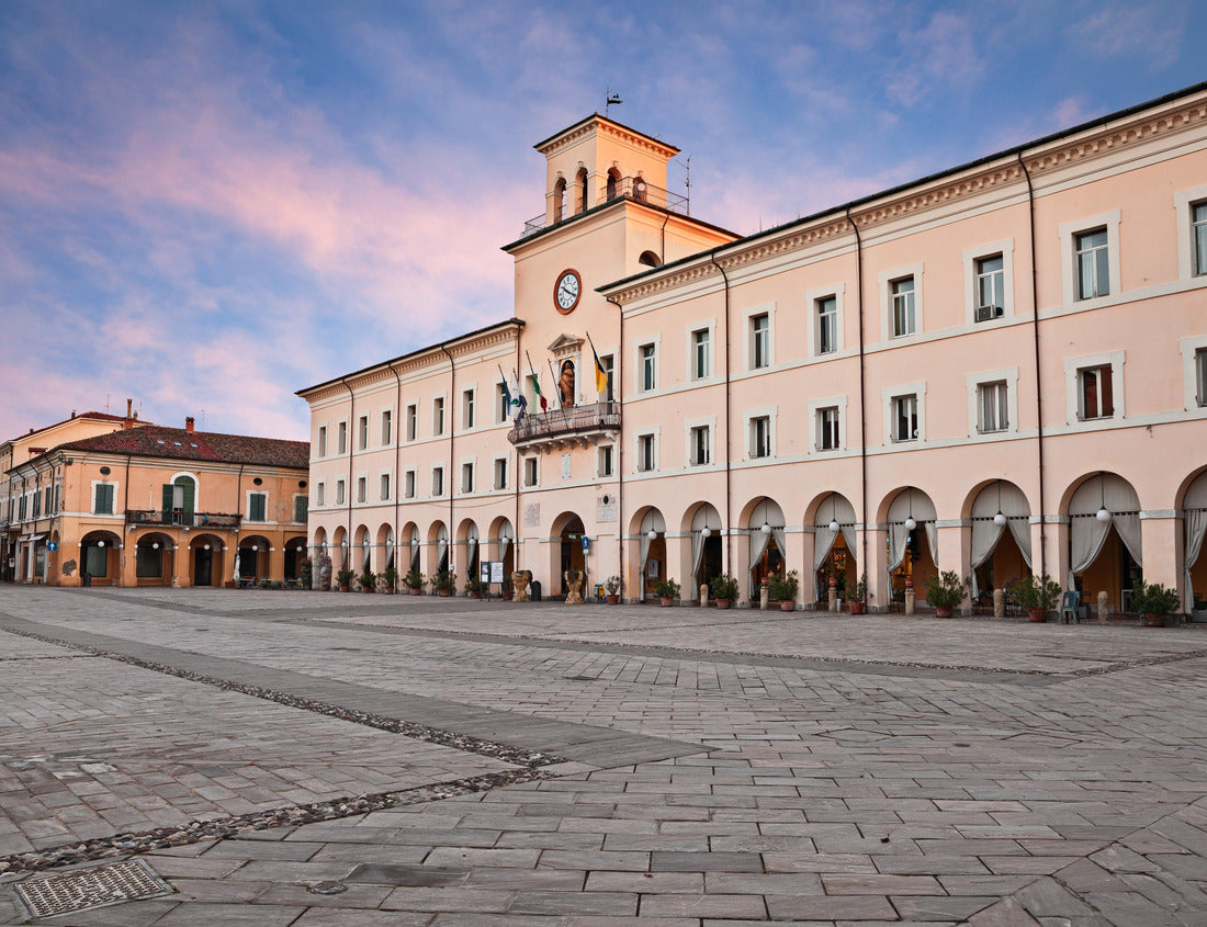 Noah Jigsaw Puzzle Cervia, Ravenna, Emilia-Romagna, Italy: the ancient town hall from 1712, built on the main square of the city on the Adriatic coast 1000 pieces