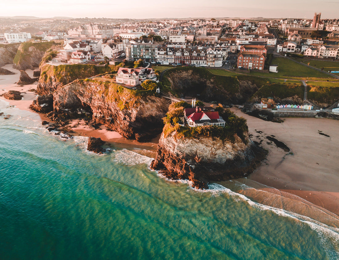 Noah Jigsaw Puzzle An aerial sunrise view of Newquay beach and town in Cornwall, England 1000 pieces