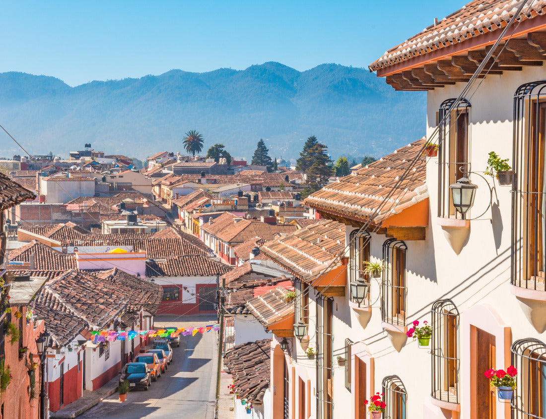 Noah Jigsaw Puzzle Beautiful streets and colorful facades of San Cristobal de las Casas in Chiapas, Mexico 1000 pieces