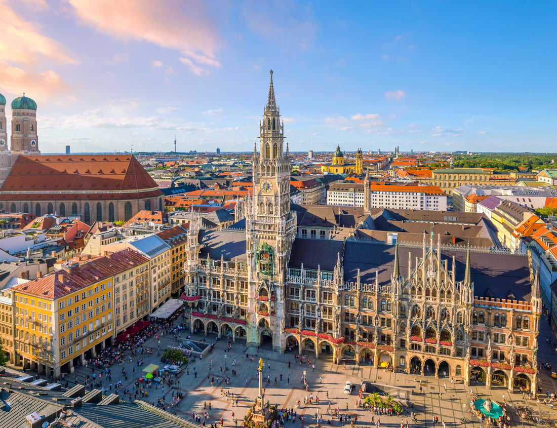 Noah Jigsaw Puzzle Munich skyline with Marienplatz town hall in Germany 1000 pieces