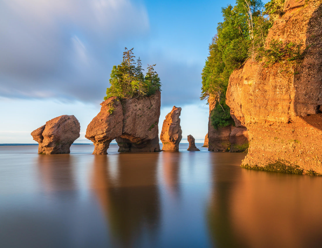 Noah Jigsaw Puzzle Hopewill Rock at sunrise during high tide, New Brunswick, Canada 1000 pieces