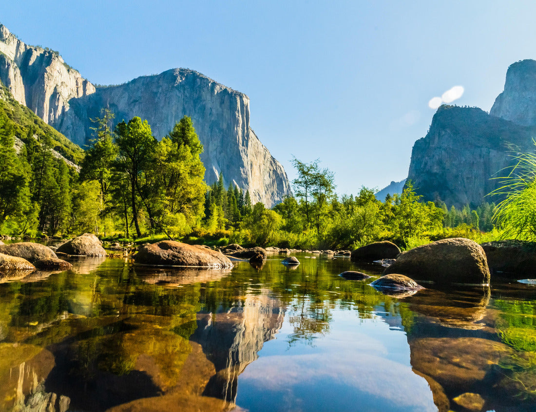 Noah Jigsaw Puzzle Beautiful lake in Yosemite National Park 1000 pieces