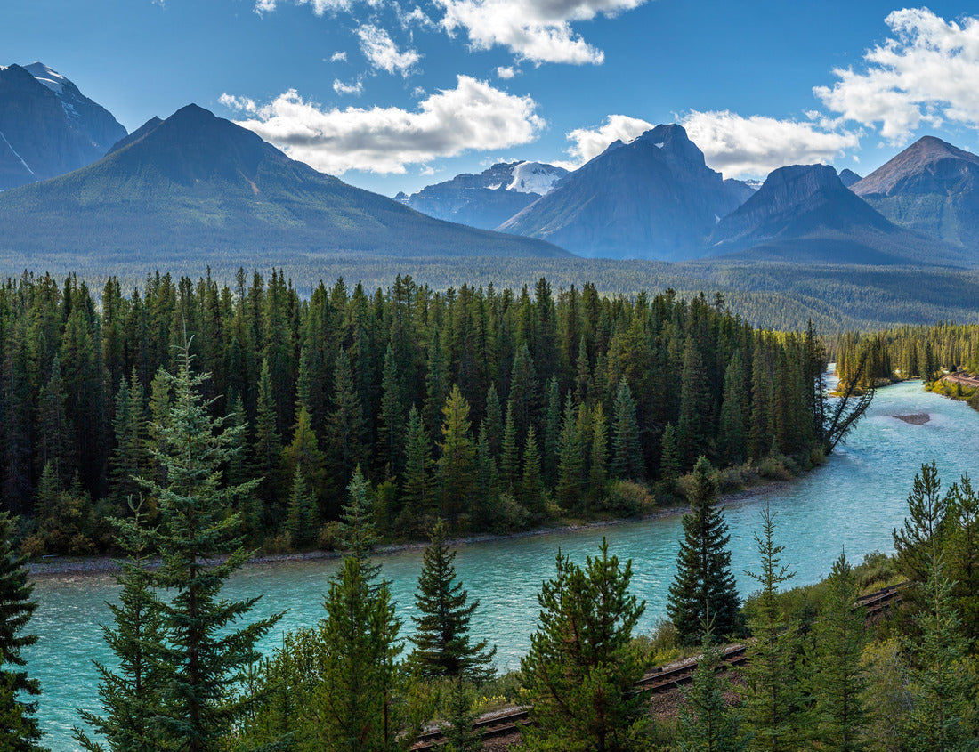 Noah Jigsaw Puzzle Iconic view of Morants Curve where the Canadian Pacific Railway runs along the stunning Bow River with the beautiful Canadian Rockies in the background, Banff National Park, Alberta, Canada 1000 pieces