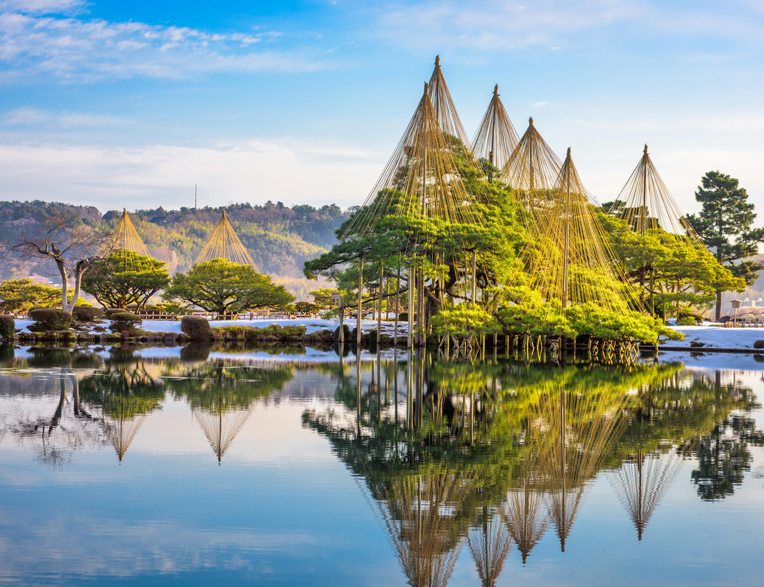 Noah Jigsaw Puzzle Kanazawa, Ishikawa, Japan dawn winter at Kenrokuen Gardens 1000 pieces