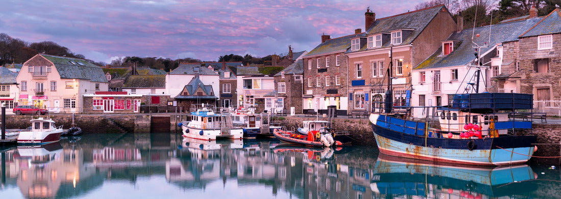 Noah Jigsaw Puzzle Dawn at the harbor in Padstow an historic fishing town on the north Cornwall coast panorama 1000 pieces