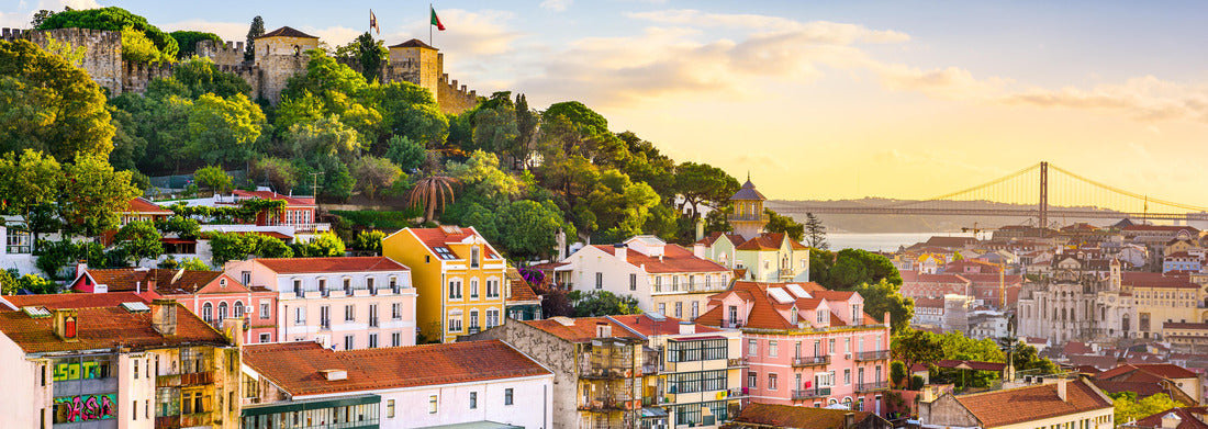 Noah Jigsaw Puzzle Lisbon, Portugal skyline at Sao Jorge Castle in the afternoon panorama 1000 pieces