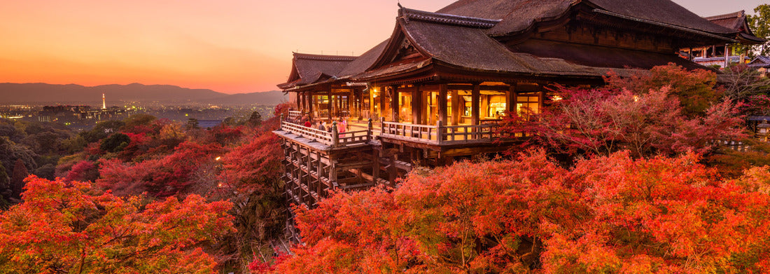 Noah Jigsaw Puzzle Kyoto, Japan at Kiyomizu-dera Temple during autumn season panorama 1000 pieces