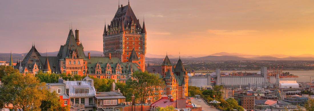 Noah Jigsaw Puzzle Frontenac Castle in Old Quebec City in the beautiful light of sunrise. Image with high dynamic range. Travel, vacation, history, cityscape, nature, summer, hotels and architecture concept Panorama 1000 Pieces