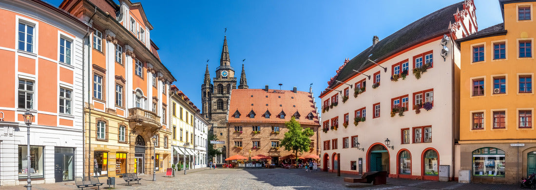 Noah Jigsaw Puzzle Breclav Castle in the town of Breclav in South Moravia, Czech Republic. Founded in the 11th century as a border castle, located in Breclav (Breclav) Panorama 1000 Pieces