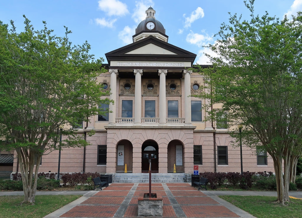 Columbia County Courthouse in Lake City, Florida, United States