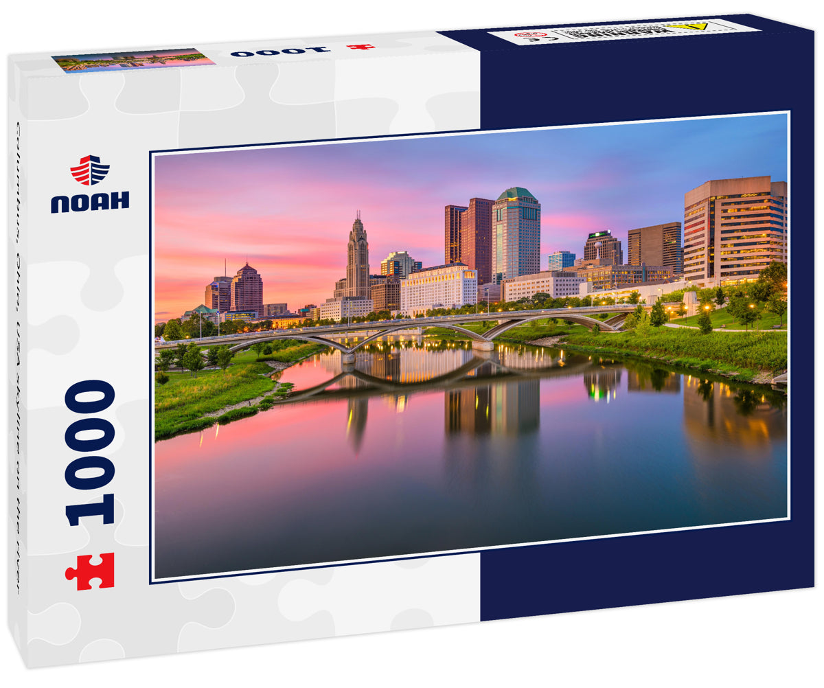 Columbus, Ohio, USA skyline on the river