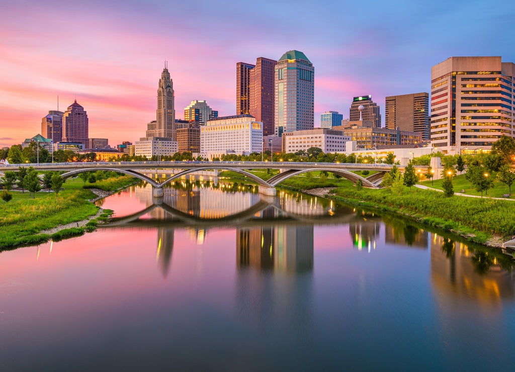 Columbus, Ohio, USA skyline on the river