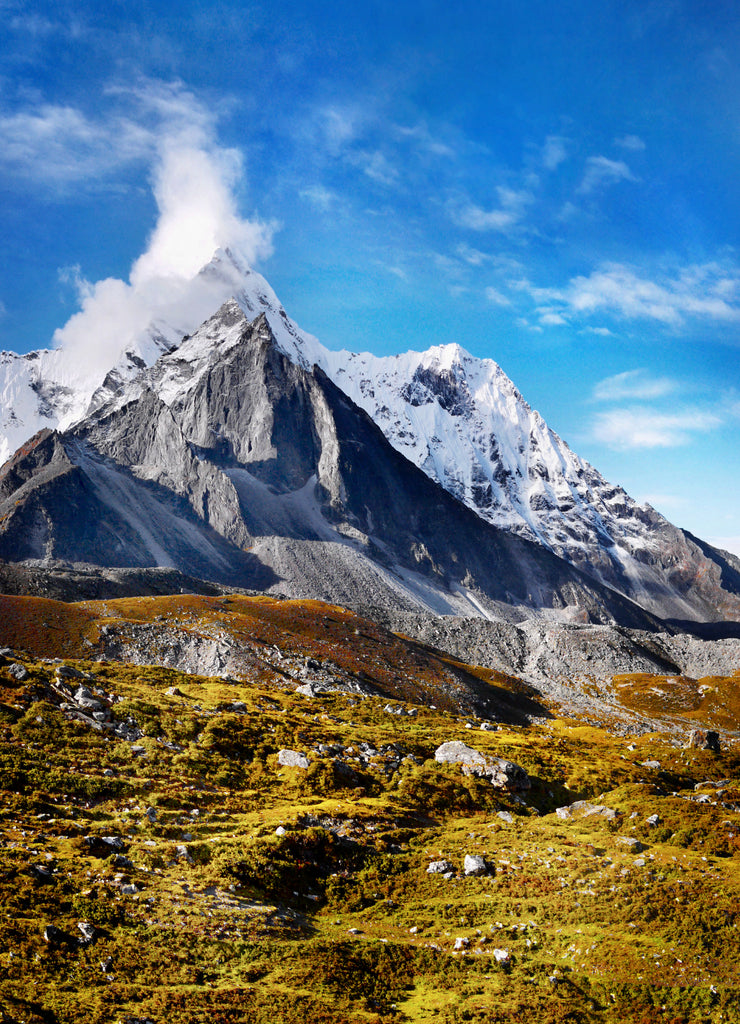 Himalayan mountains hiking trail high peaks autumn landscape Himalayas Nepal