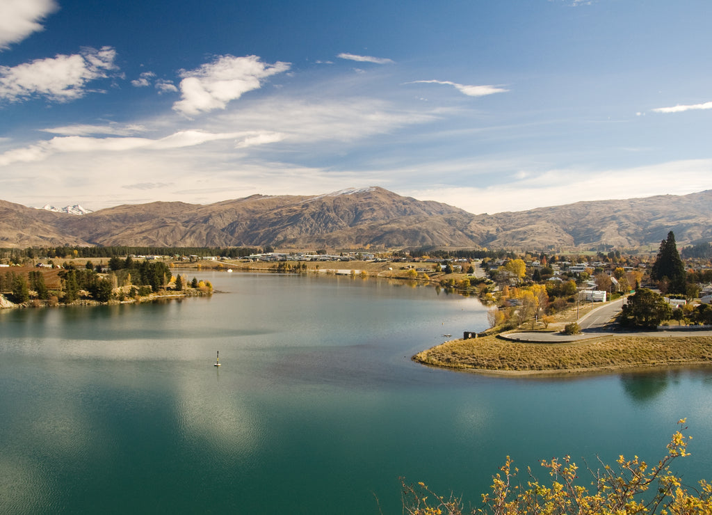 Lake Dunstan hydro lake in South Island New Zealand
