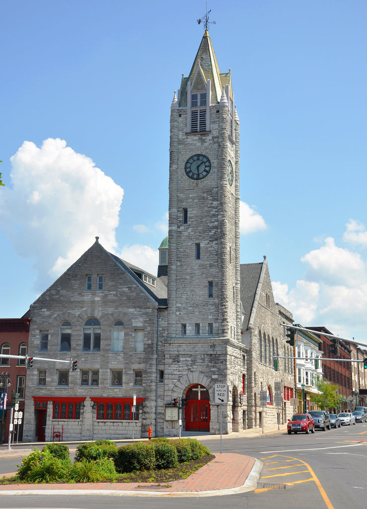 First Baptist Church in Public Square in downtown Watertown, Upstate New York, USA