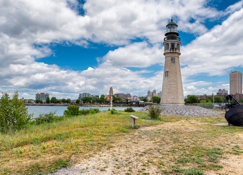 Buffalo North Breakwater Lighthouse and the city in the background, Lake Erie, Buffalo, New York