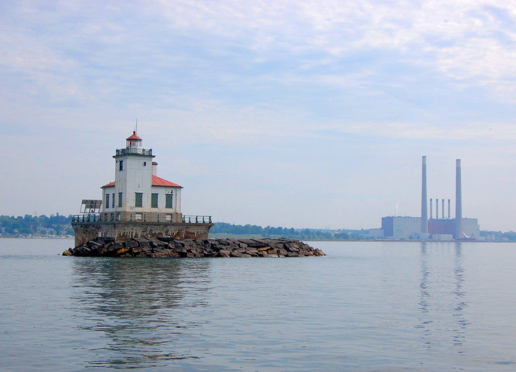 Oswego Harbor West Pierhead Lighthouse at Lake Ontario, Oswego, New York State, USA