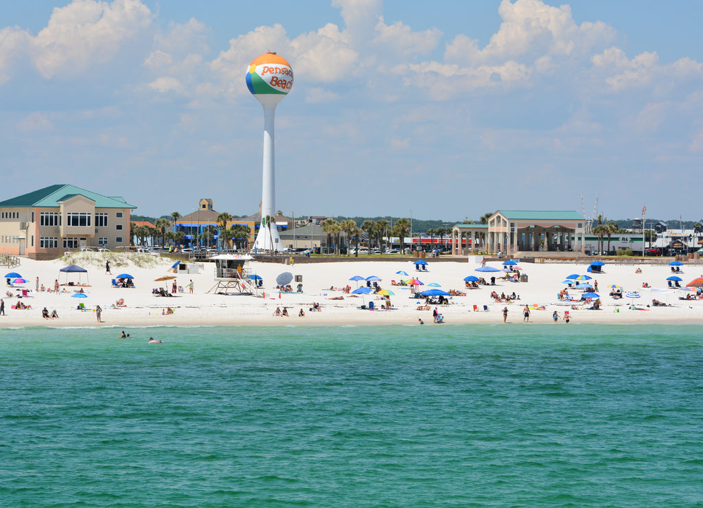 Beach goers at Pensacola Beach in Escambia County, Florida on the Gulf of Mexico, USA