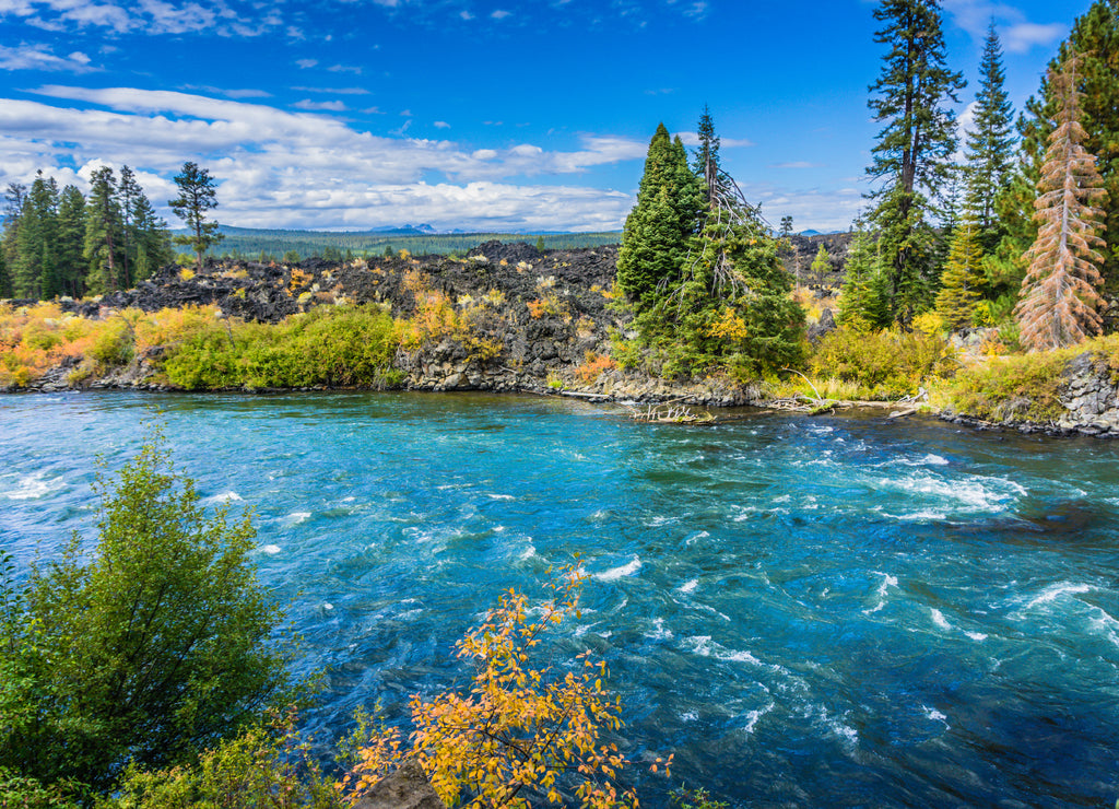 Beautiful Deschutes River close to Bend Oregon