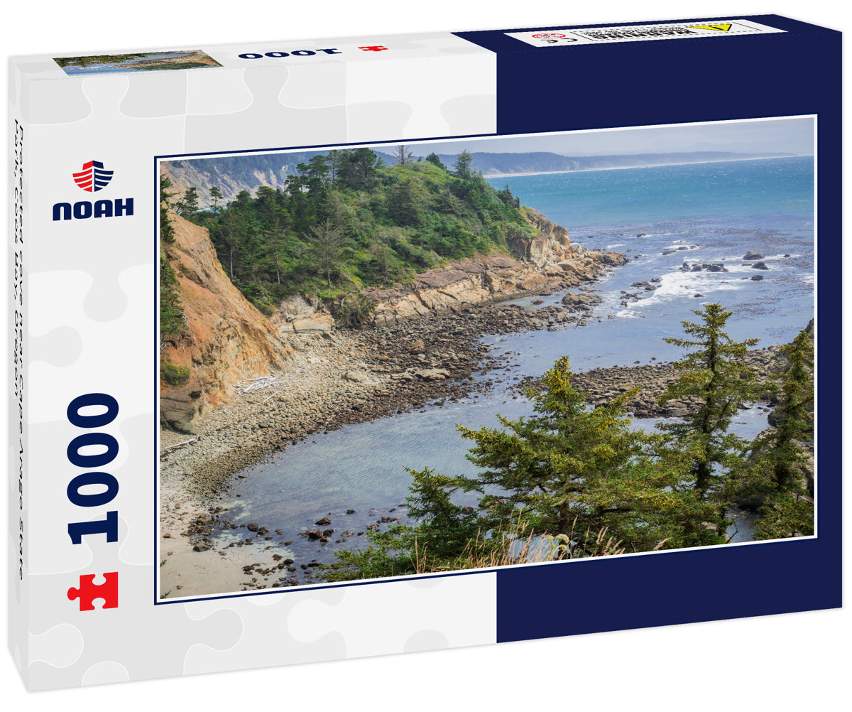 Protected cove near Cape Arago State Park, Coos Bay, Oregon