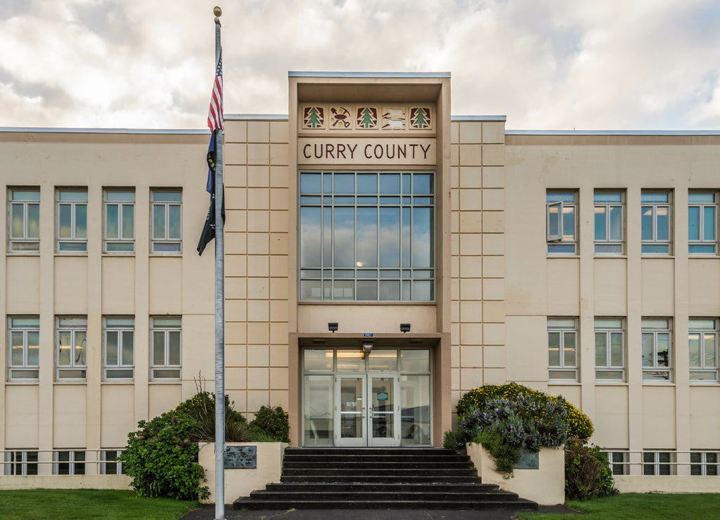 The Curry County courthouse in Gold Beach Oregon
