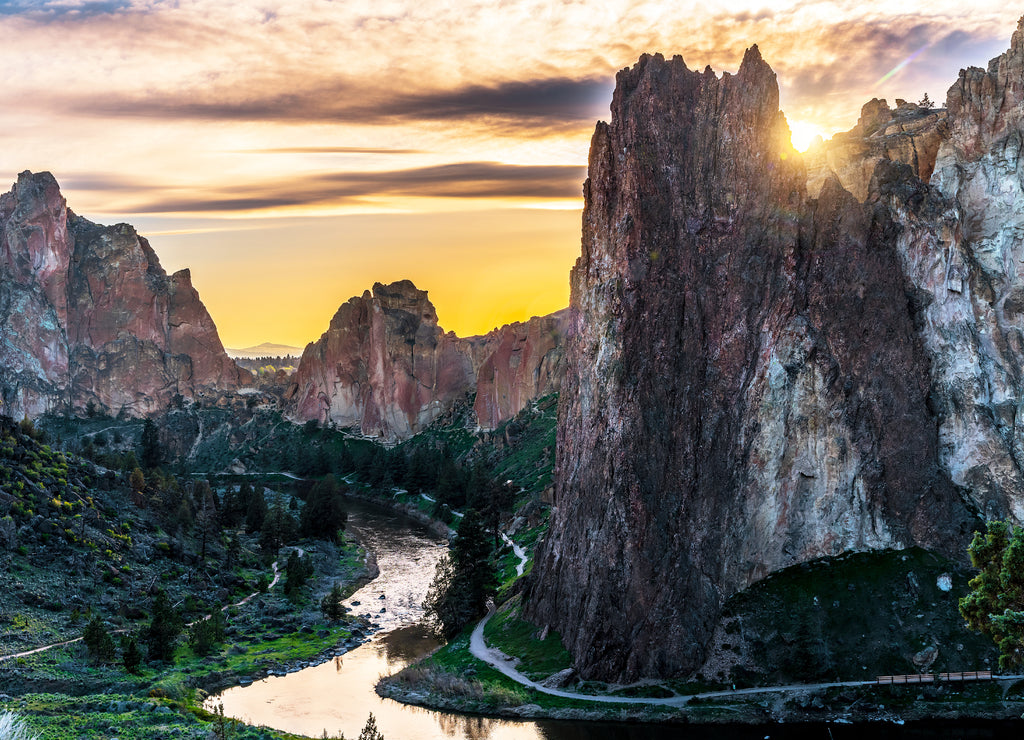 Smith Rock State Park at sunset near Bend, Oregon, USA