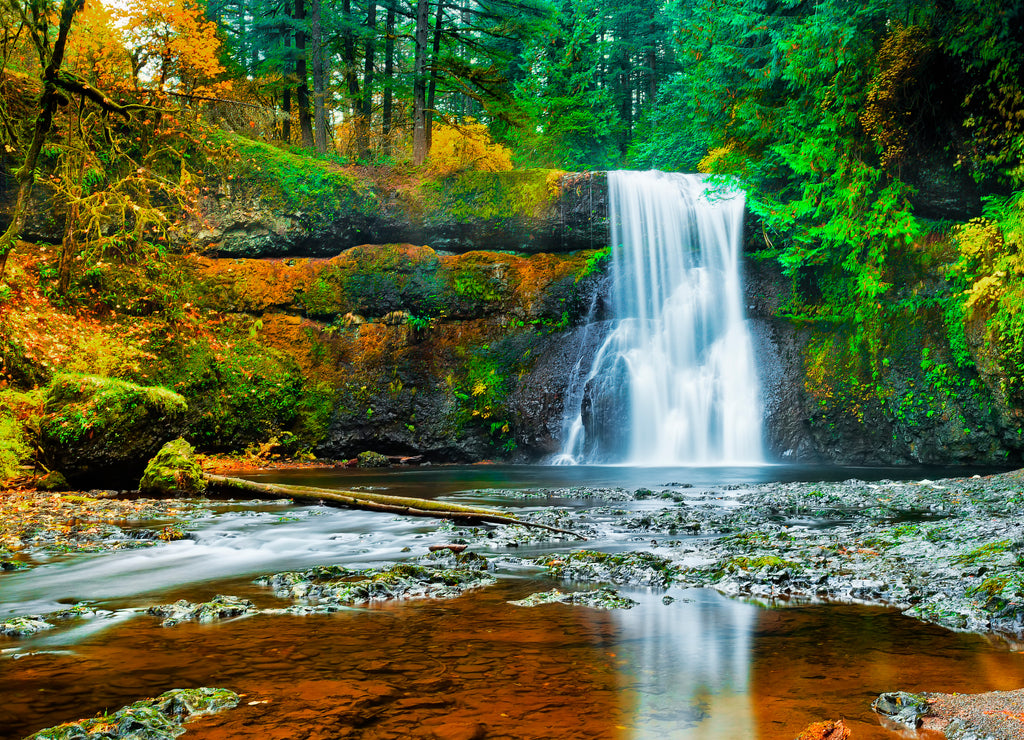 Upper North Falls in Silver Falls State Park, Oregon