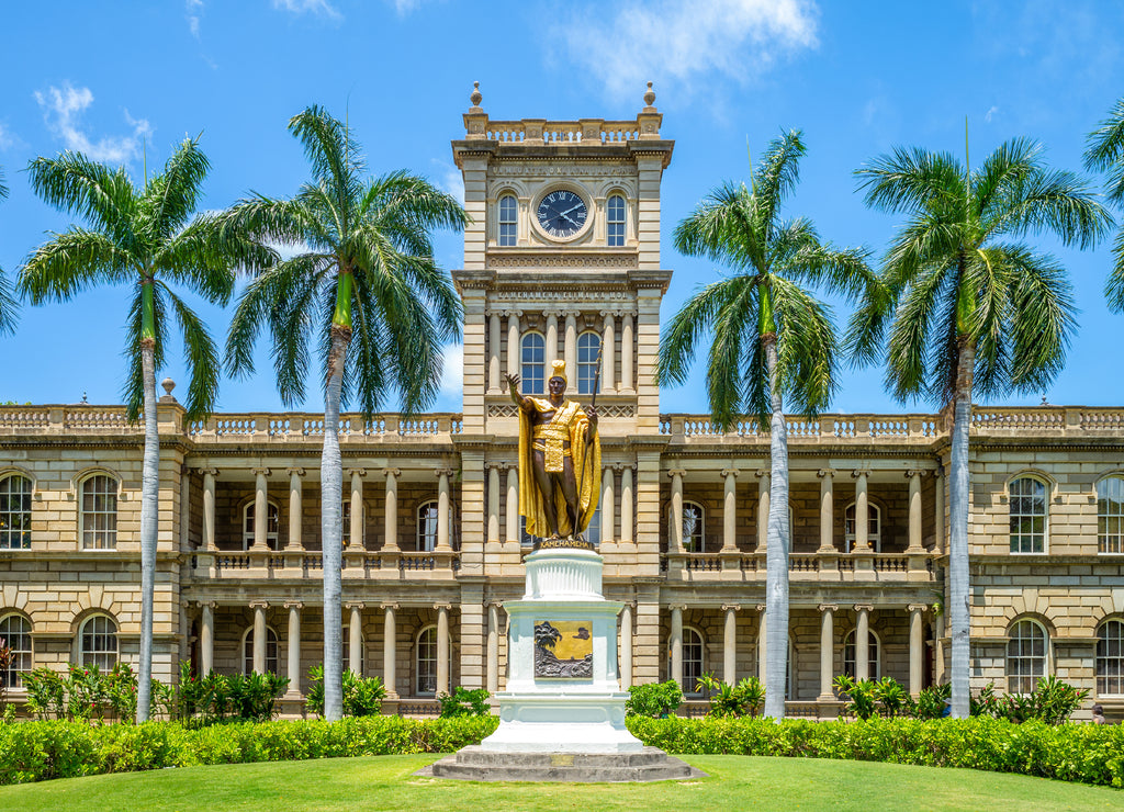 Kamehameha statues and State Supreme Court, Hawaii