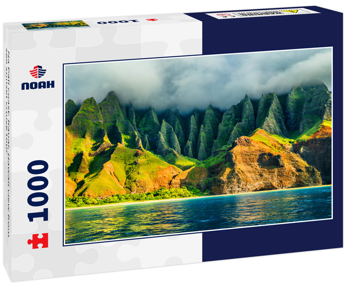 Na Pali coast, Kauai, Hawaii view from sea sunset cruise tour