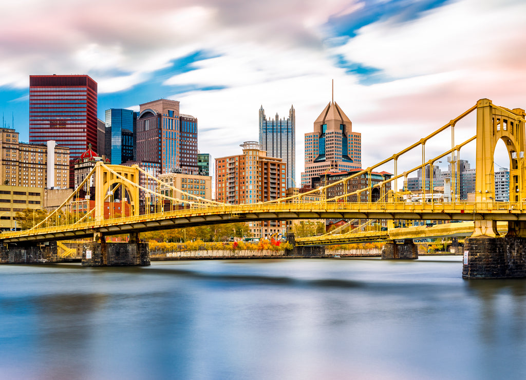 Rachel Carson Bridge (aka Ninth Street Bridge) spans Allegheny river in Pittsburgh, Pennsylvania