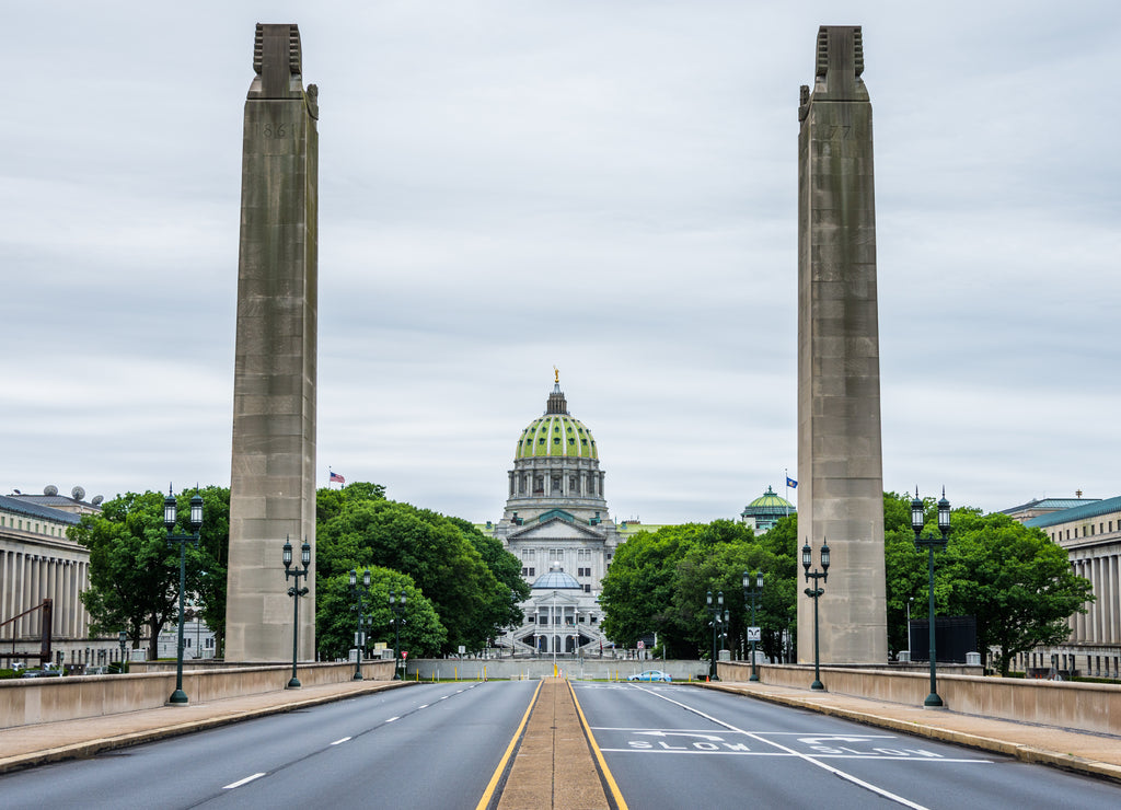 Capitol building in harrisburg, pennsylvania from the soilders and sailors memorial buildings