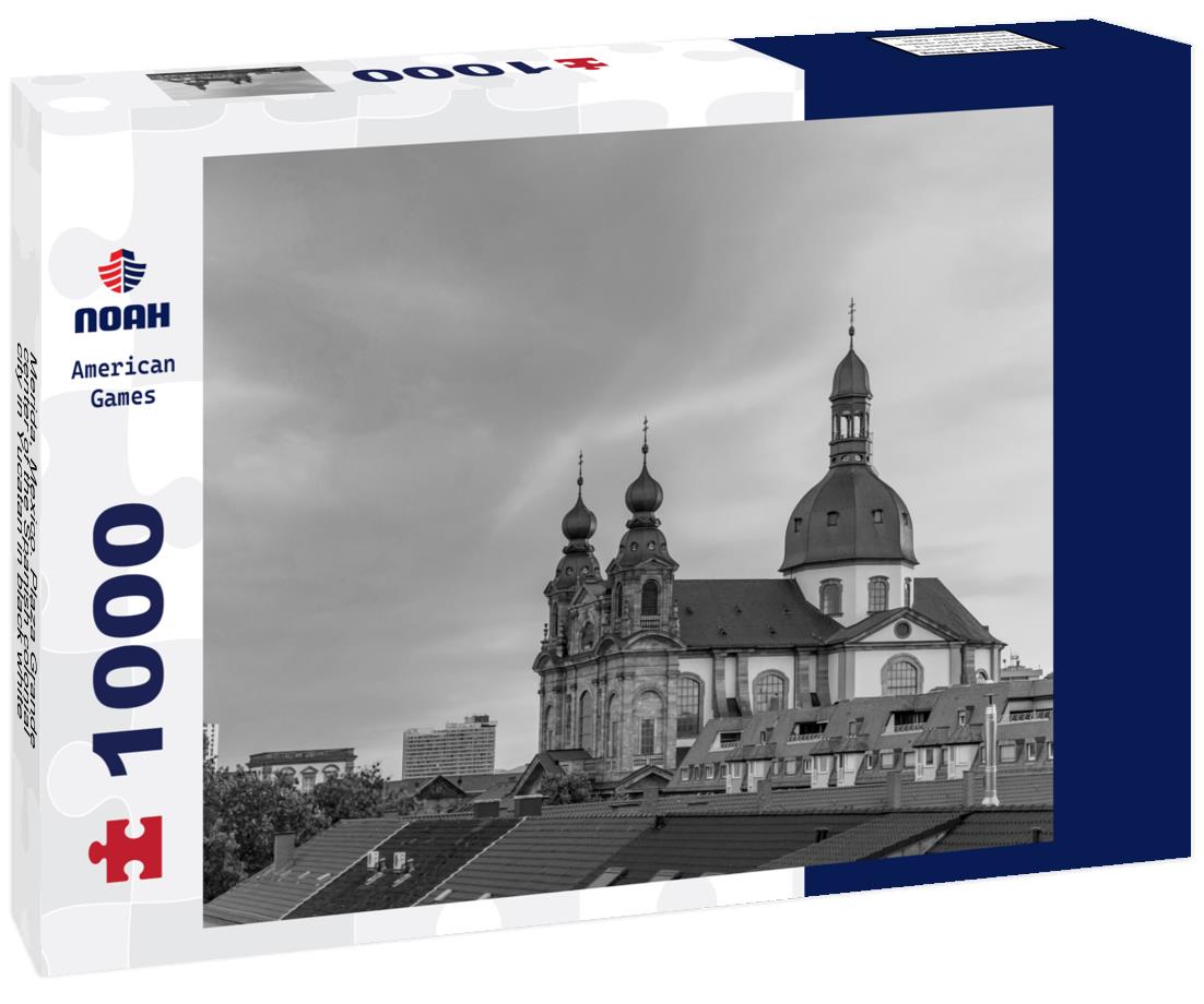 Noah Jigsaw Puzzle Merida, Mexico. Plaza Grande, center of the Spanish colonial city in Yucatan in black white 1000 pieces