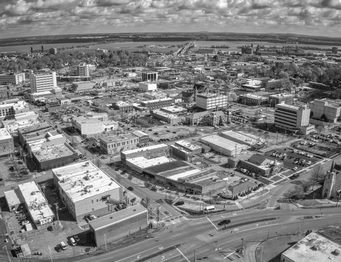 Noah Jigsaw Puzzle El Paso, Texas, USA downtown city skyline at dusk with Juarez, Mexico in the distance in black white 1000 pieces