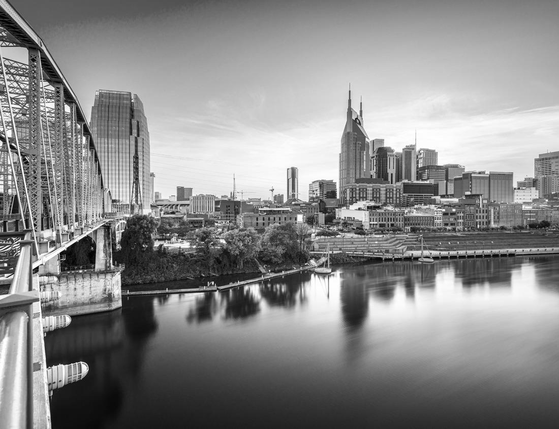 Noah Jigsaw Puzzle Johannesburg-Sandton city at night in Gauteng South Africa in black white 1000 pieces