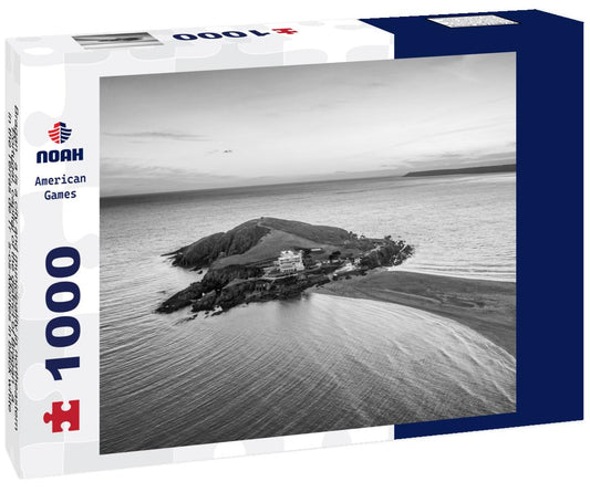 Noah Jigsaw Puzzle Bragança is a city and municipality in northeastern Portugal, capital of the district of Bragança, in the Terras de Trás-os-Montes in black white 1000 pieces