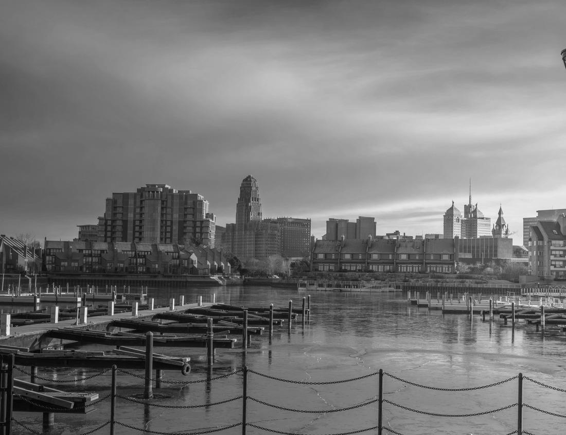 Noah Jigsaw Puzzle Aerial View of the College Town of Manhattan, Kansas in Summer in black white 1000 pieces