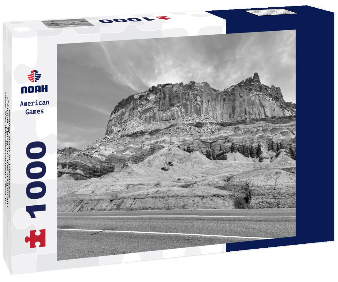 Noah Jigsaw Puzzle fishing boat in Vernazza - Cinque Terre on the mountain near the Mediterranean Sea in Liguria - Italy in black white 1000 pieces