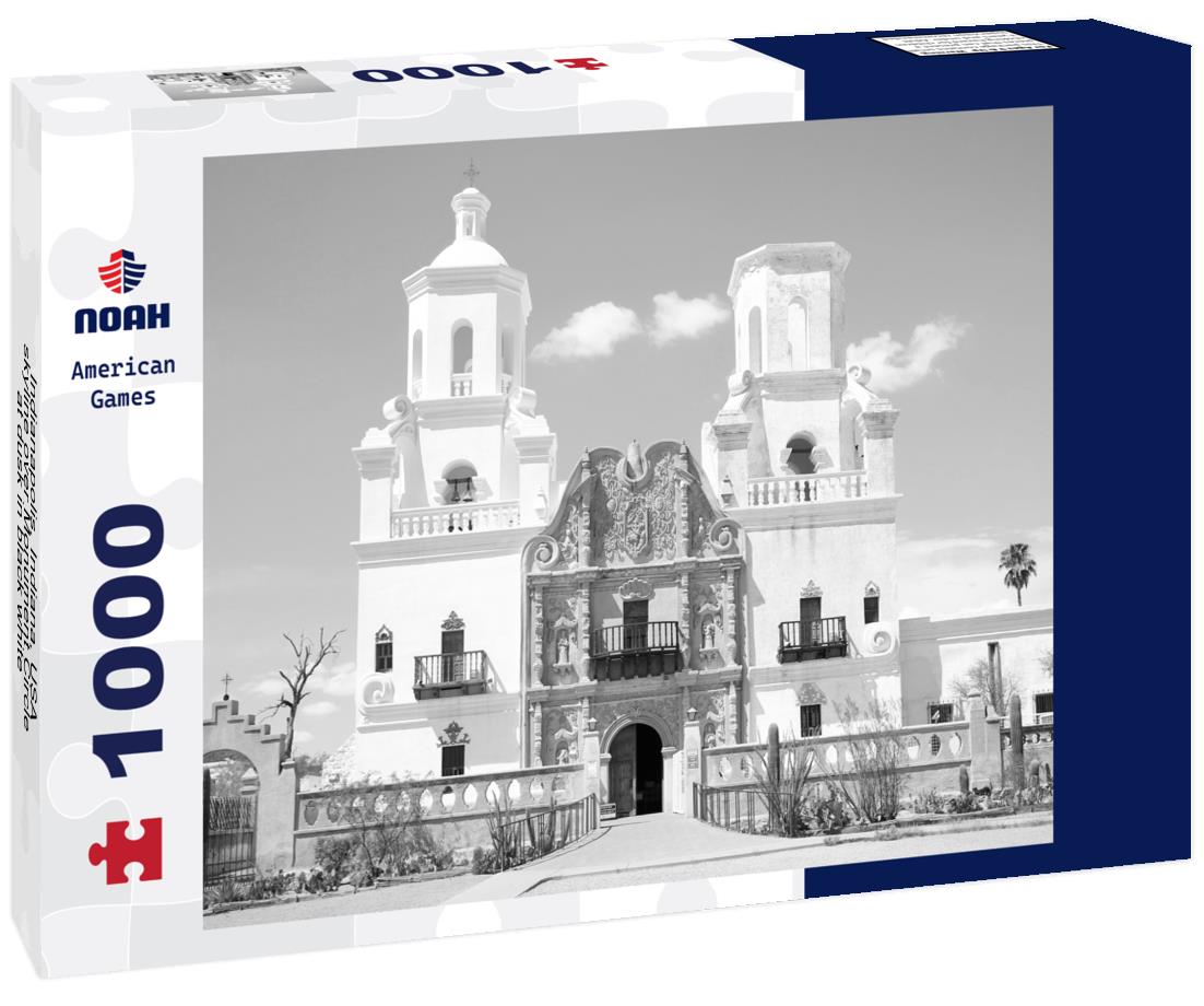 Noah Jigsaw Puzzle Indianapolis, Indiana, USA skyline over Monument Circle at dusk in black white 1000 pieces