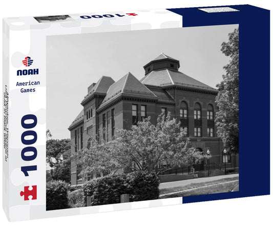 Noah Jigsaw Puzzle Milwaukee, Wisconsin, USA Downtown skyline at dusk in black white 1000 pieces