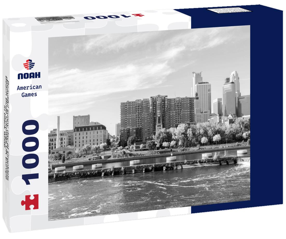 Noah Jigsaw Puzzle Beautiful sunny day at Crooklets Beach Bude Cornwall UK Europe in black white 1000 pieces