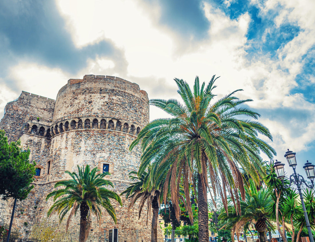 Noah Jigsaw Puzzle Aragonese Castle Castello Aragonese Medieval buildings and palm trees in Piazza castello square in Reggio Calabria, historical center, southern Italy 1000 pieces