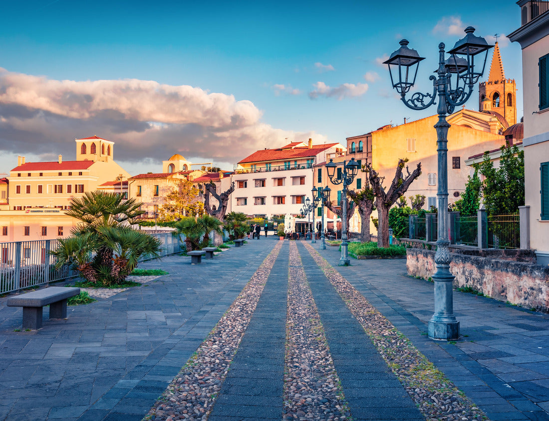 Noah Jigsaw Puzzle Magnificent morning cityscape of Alghero city, Sassari Province, Italy 1000 pieces
