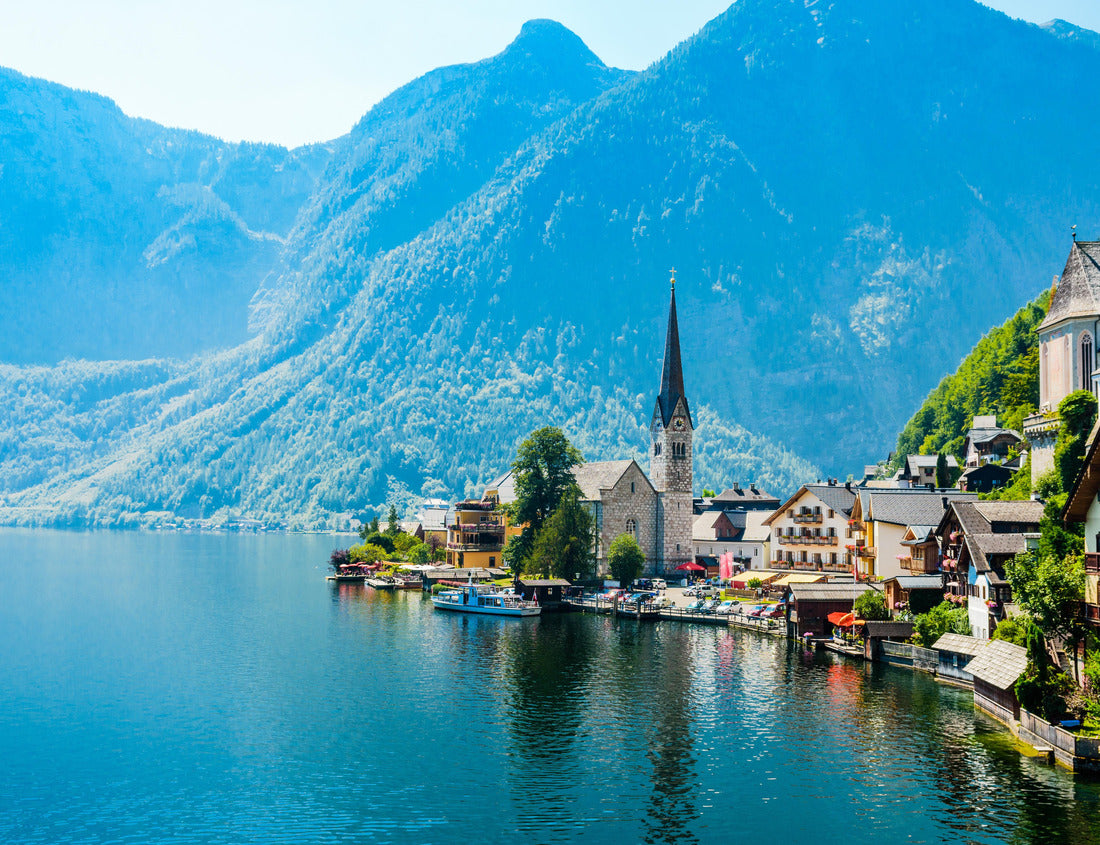 Noah Jigsaw Puzzle Beautiful romantic view on Church in Hallstatt on Hallstatter lake, alps Mountains. Salzkammergut, Salzburger Land, nearby Salzburg, Austria 1000 pieces