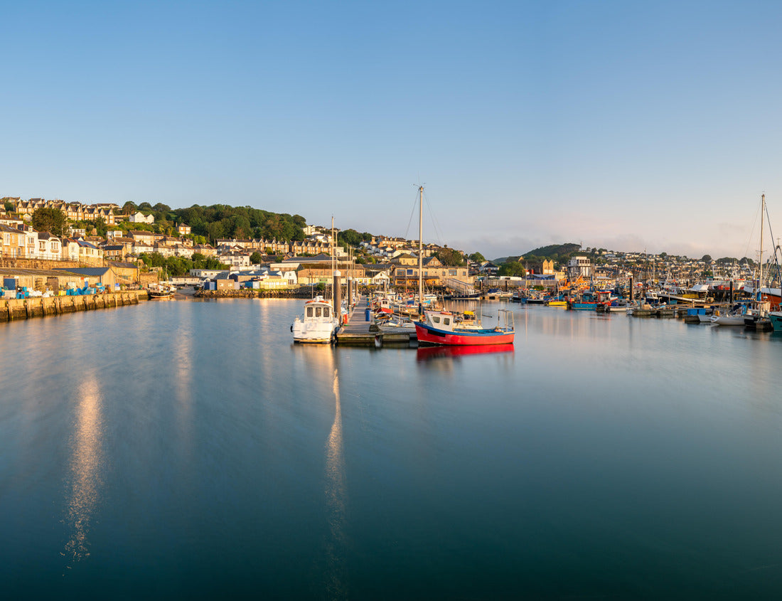 Noah Jigsaw Puzzle Newlyn town harbour panorama at sunrise in Cornwall. United Kingdom 1000 pieces