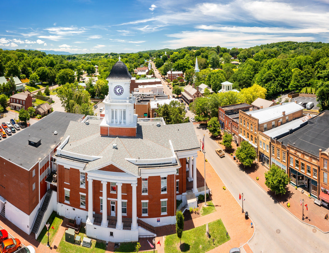 Noah Jigsaw Puzzle Aerial view of Tennessee's oldest town, Jonesborough and its courthouse. Jonesborough was founded in 1779 and it was the capital for the failed 14th State of the US, known as the State of Franklin 1000 pieces